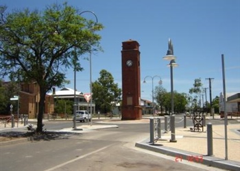 Wee Waa Town clock