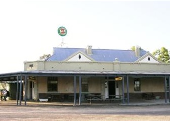 Baan Baa Pub