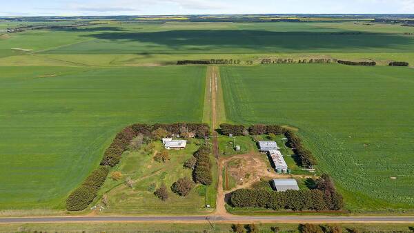 Rare cropping opportunity with 903ha Grampians property off to auction